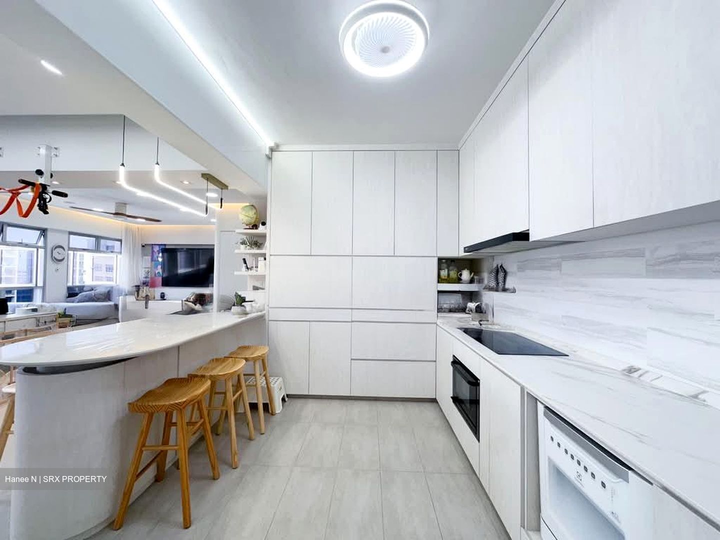 Blk 874B Tampines Greenflora (Tampines), HDB 5 Rooms #560558481